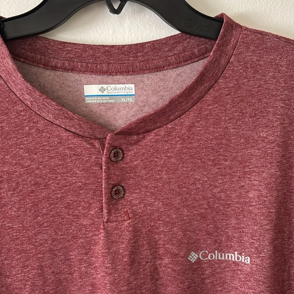 Columbia Burgundy Red Long Sleeve Omni Wick Casual Button Long Sleeve Tee New XL - Picture 2 of 5
